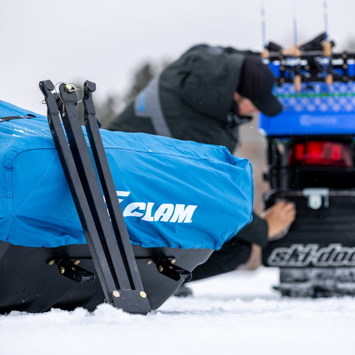 Clam Cinch Hitch