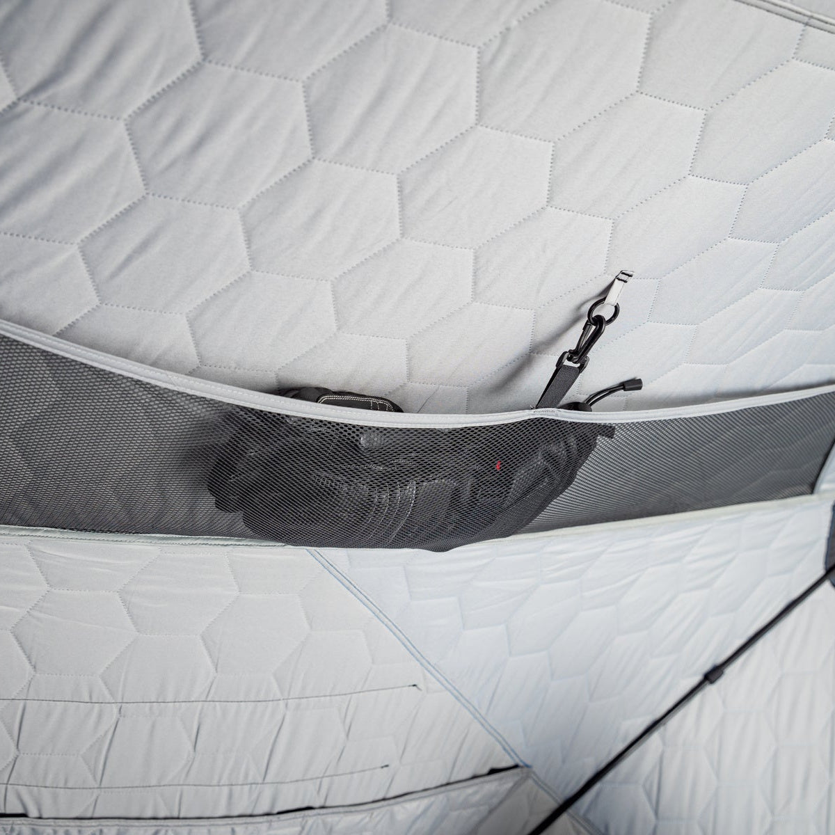 Clam X-400 Hub Shelter 3 Angler Capacity