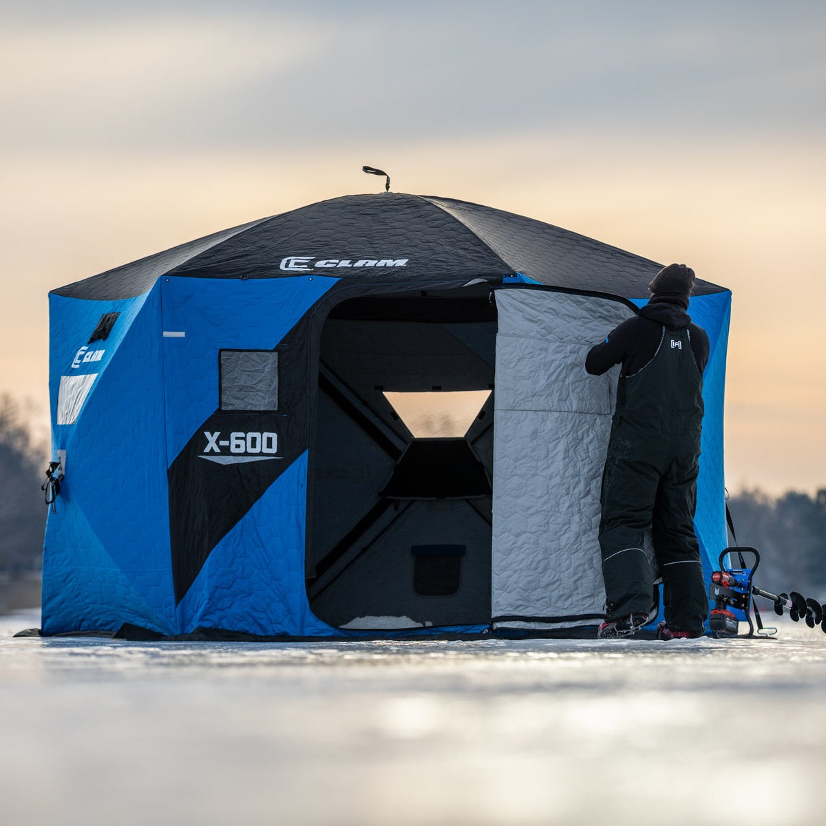 Clam X-600 Hub Shelter 5 Angler Capacity