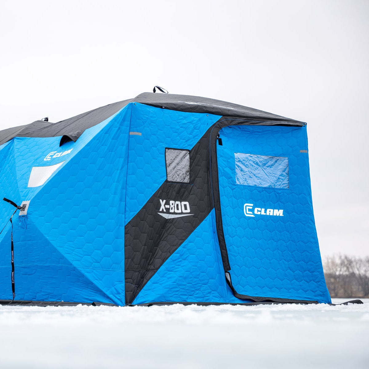 Clam X-800 Hub Shelter 6 Angler Capacity