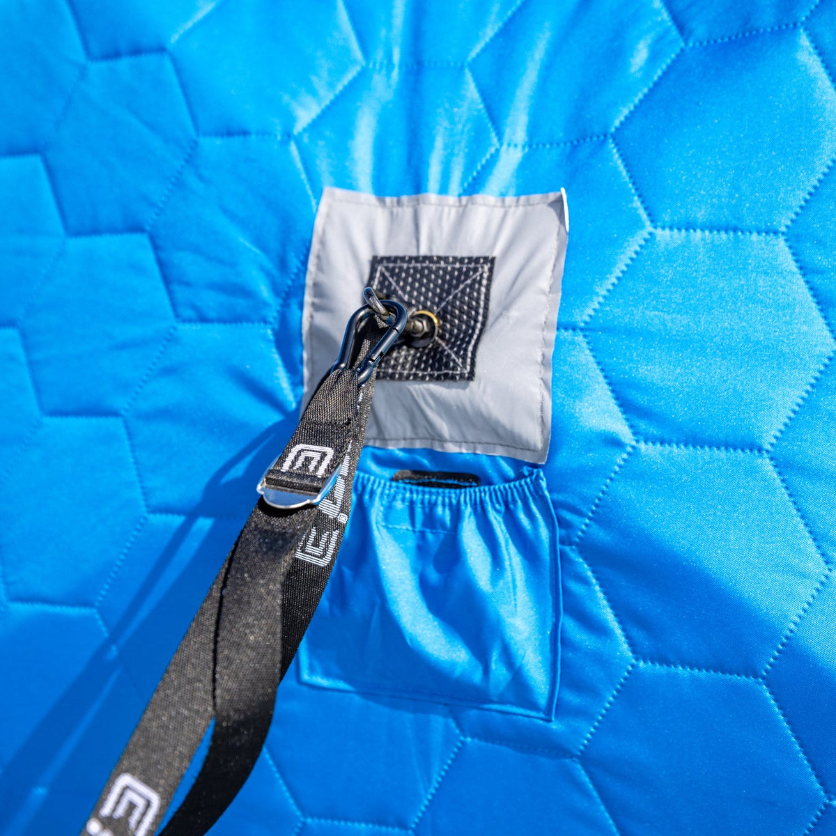 Clam X-400 Hub Shelter 3 Angler Capacity