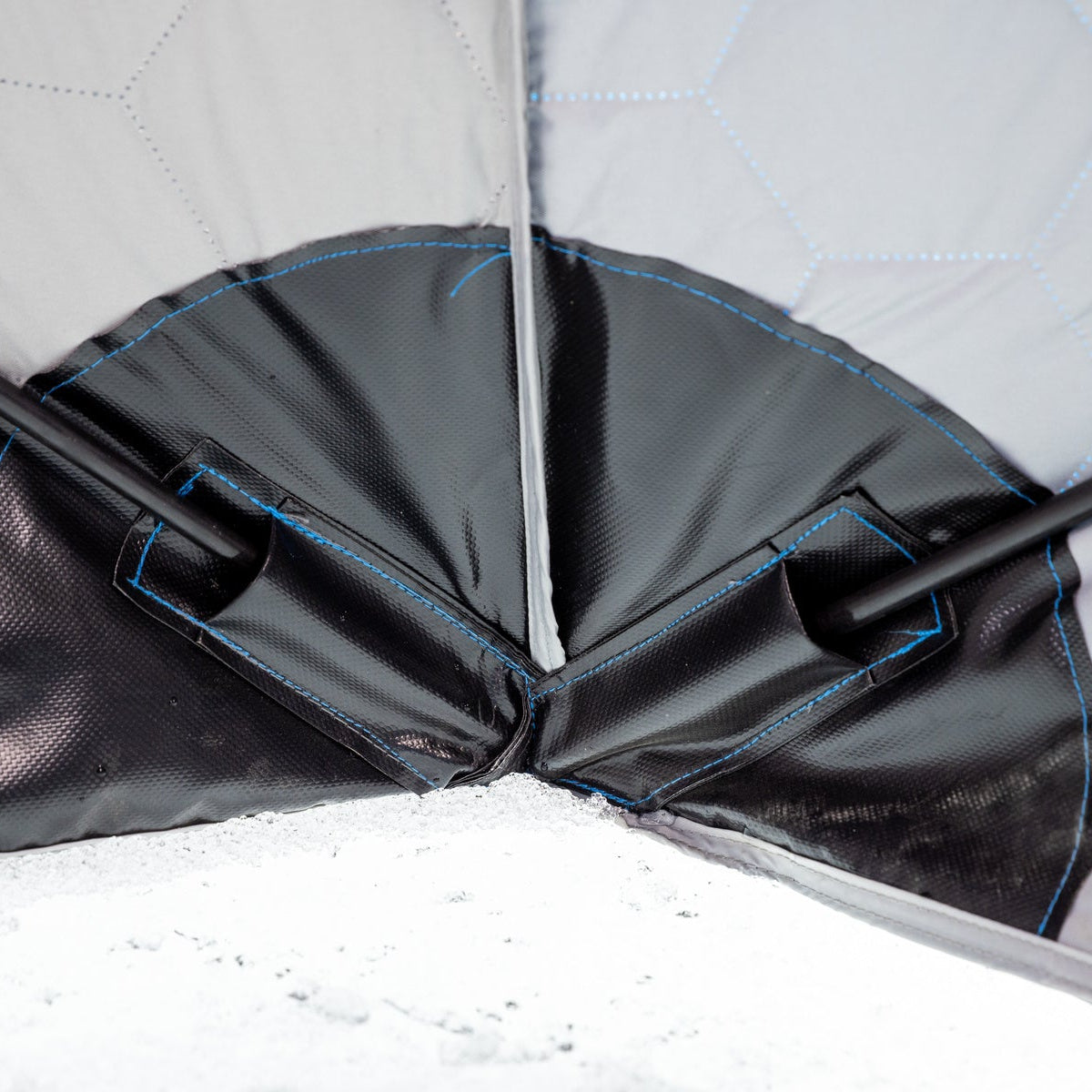 Clam X-400 Hub Shelter 3 Angler Capacity