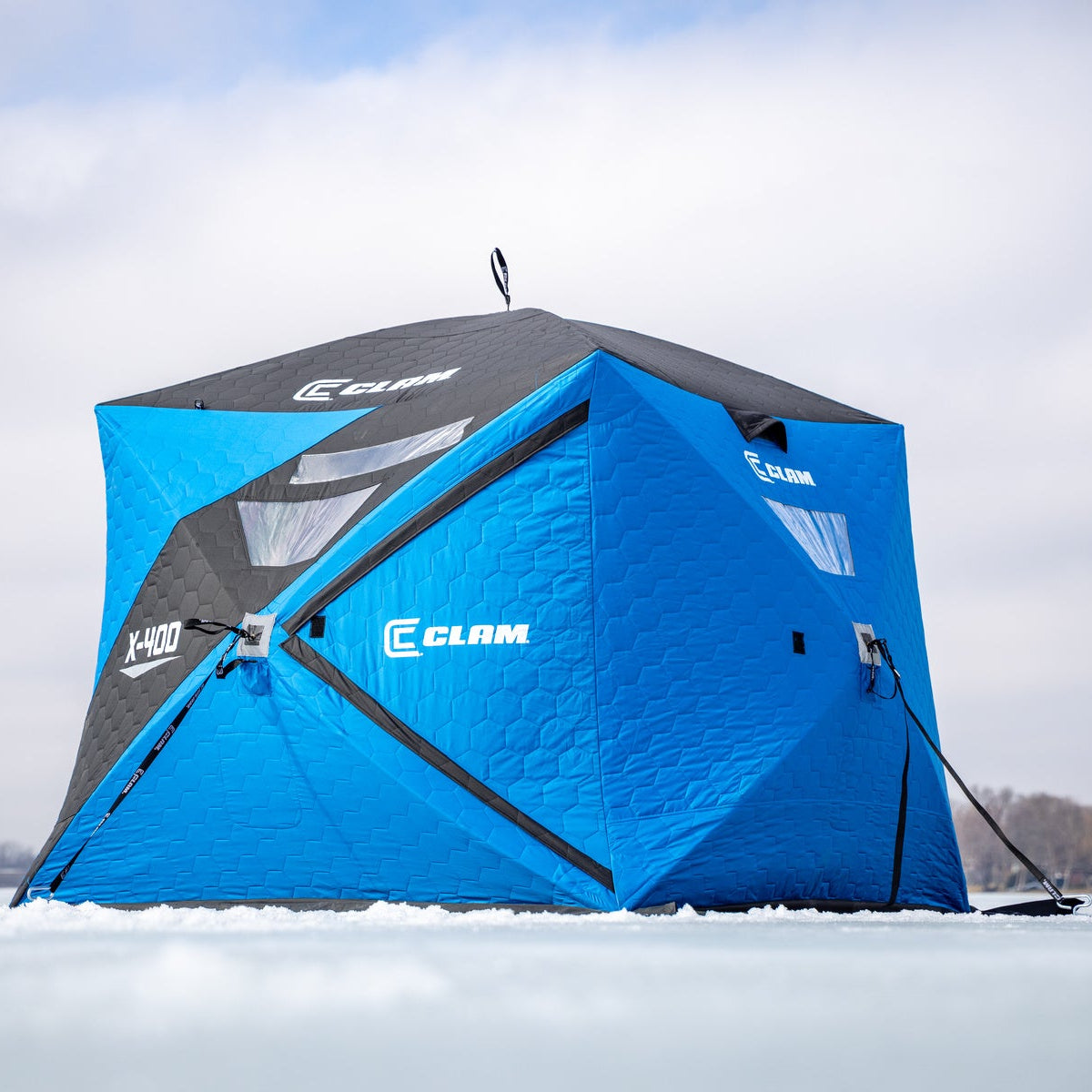 Clam X-400 Hub Shelter 3 Angler Capacity