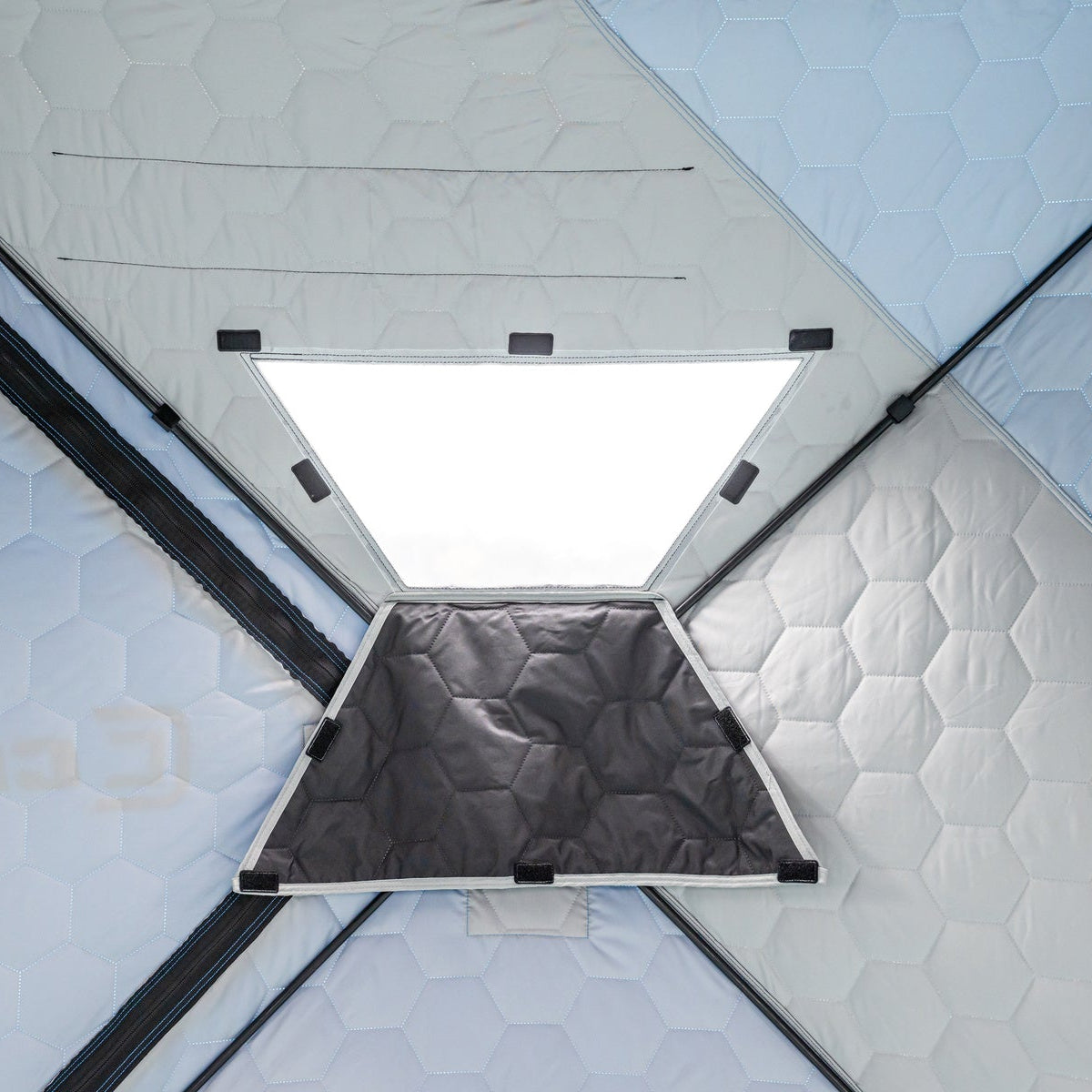 Clam X-600 Hub Shelter 5 Angler Capacity
