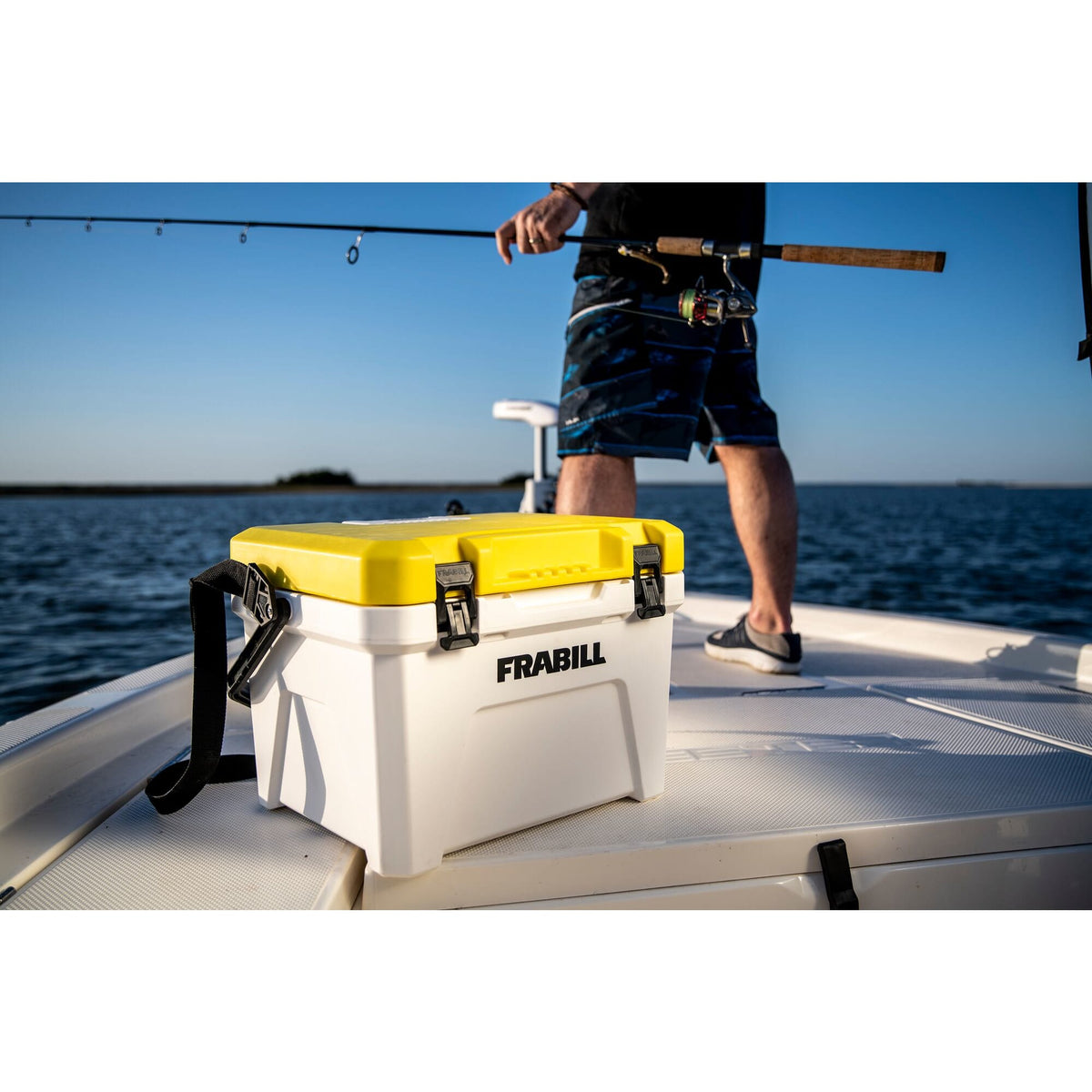 Frabill Magnum Bait Station