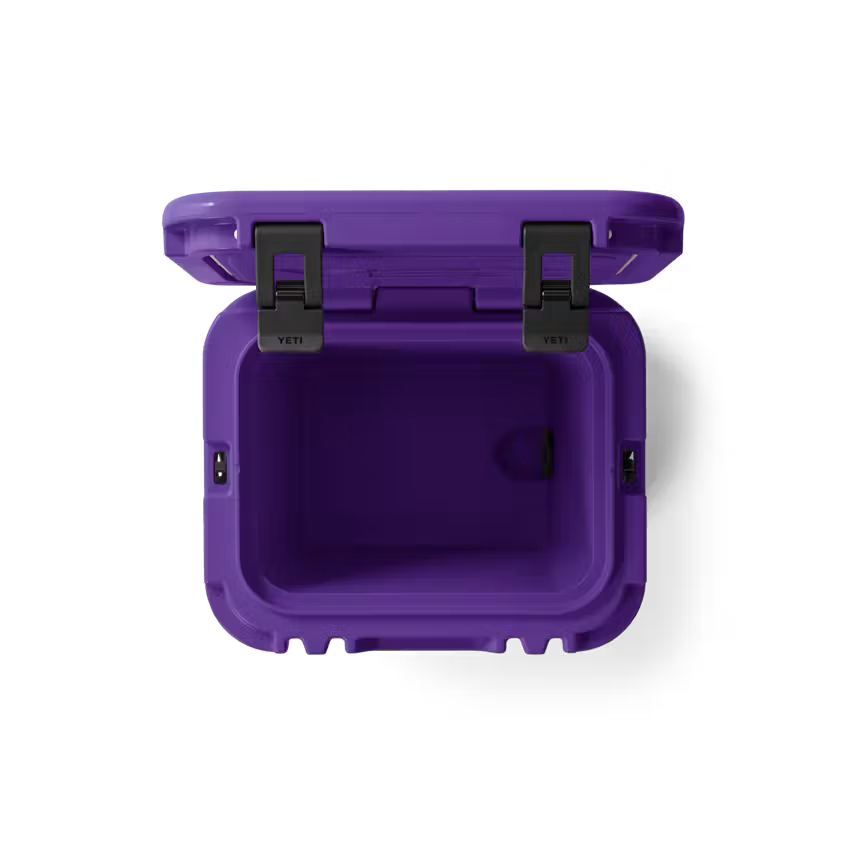 YETI Roadie 24 Hard Cooler Pace Purple / Blue