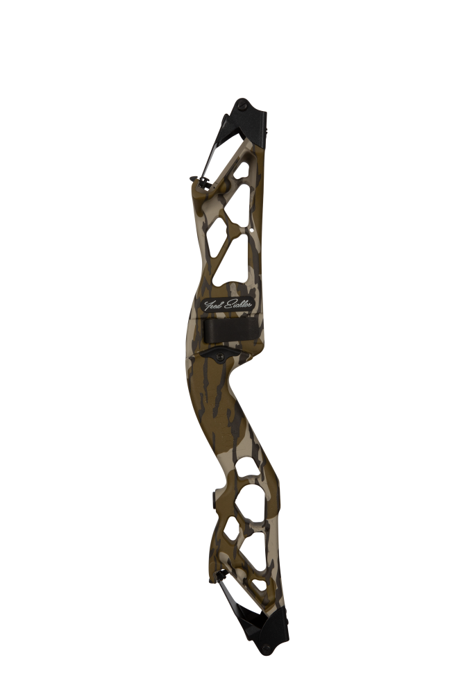 Bear Archery Fred Eichler Signature Series Take Down - Mossy Oak Bottomland / Right Hand
