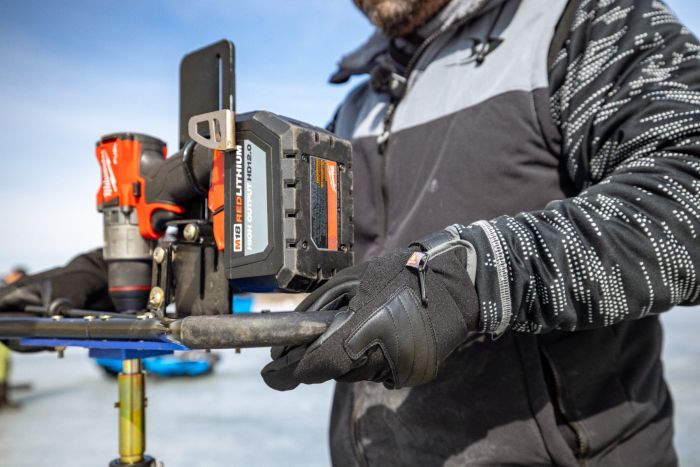 Clam Expedition Gloves