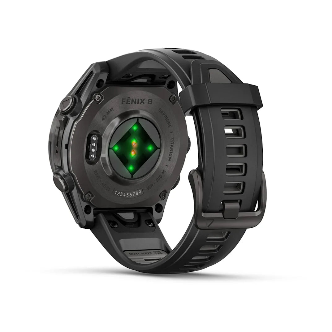 Garmin fēnix 8 – 43 mm AMOLED Sapphire, Carbon Gray DLC Titanium with Black / Pebble Gray Silicone Band
