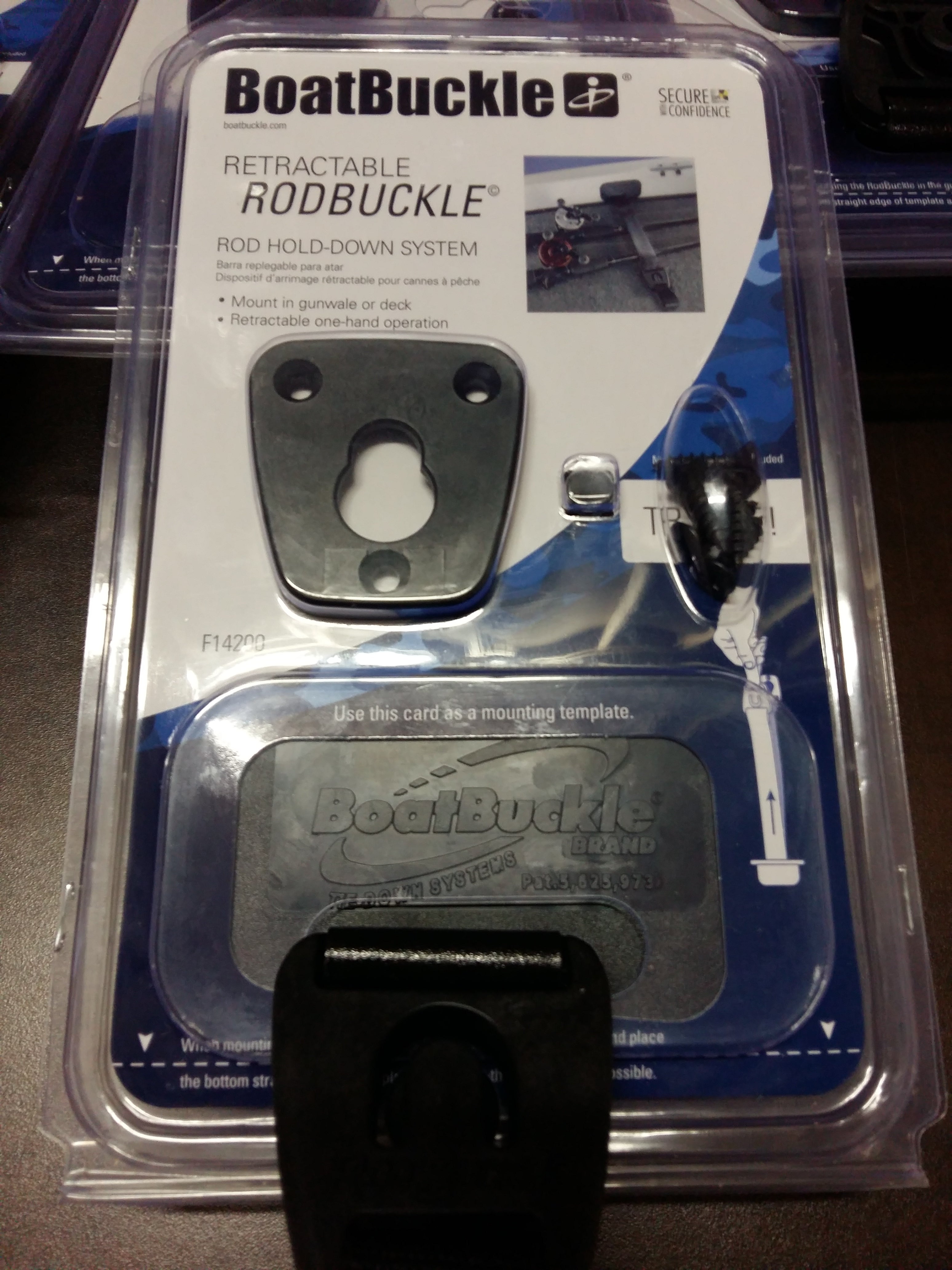 SECURE RETRACTABLE ROD BUCKLE